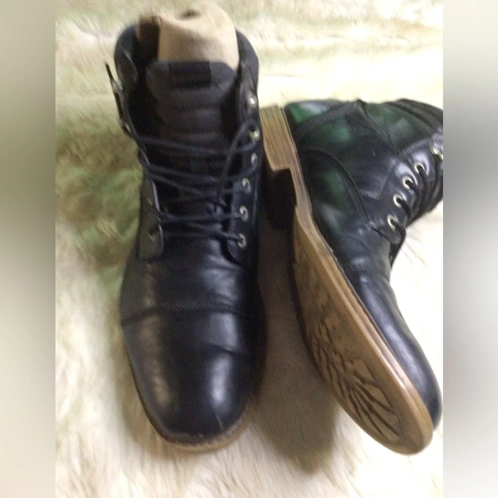 BLACK BOOT FOR MAN 13 M